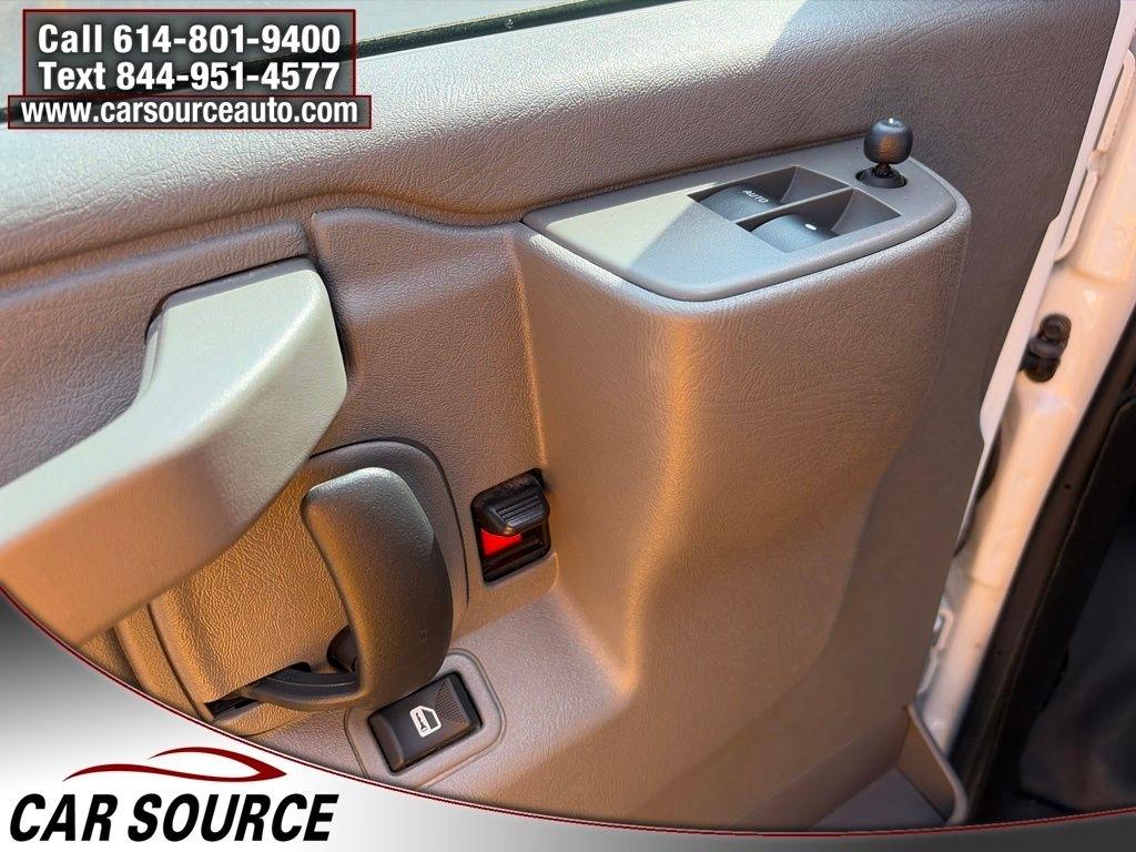Chevrolet Express Commercial Cutaway  2023