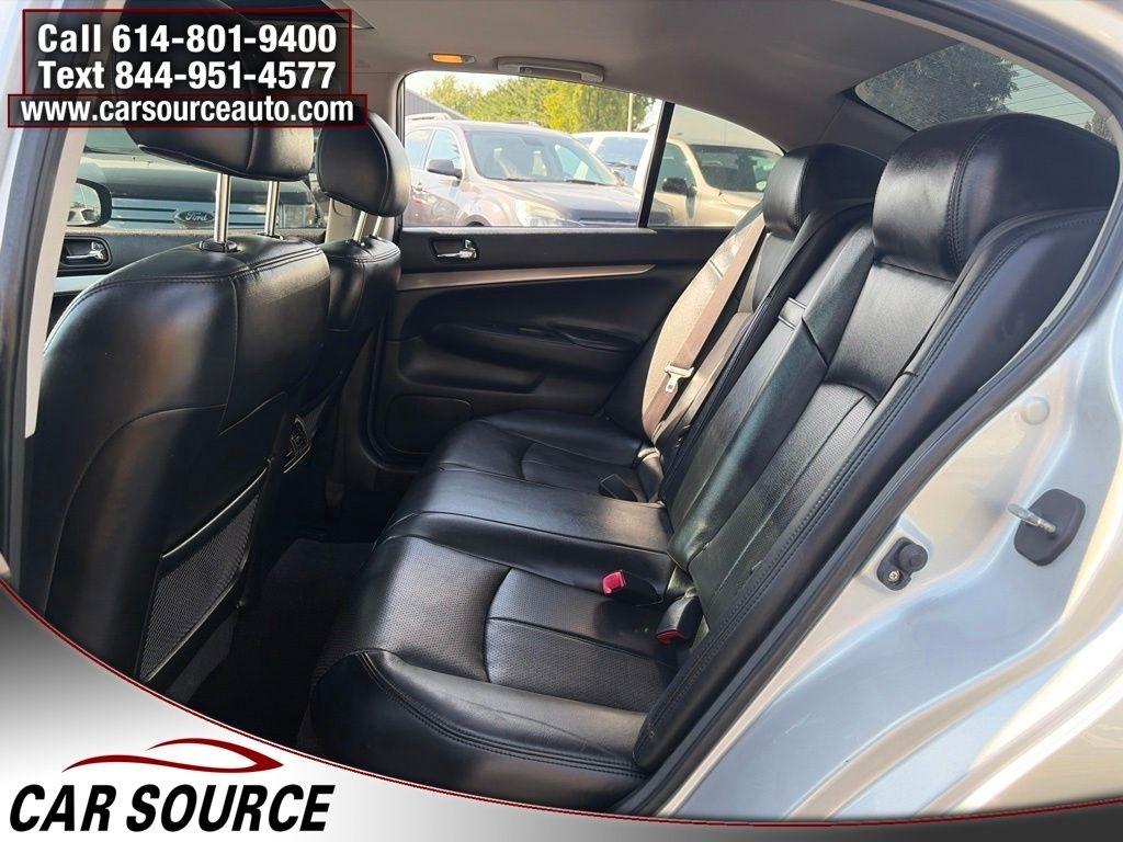 Infiniti G37 Sedan  2012