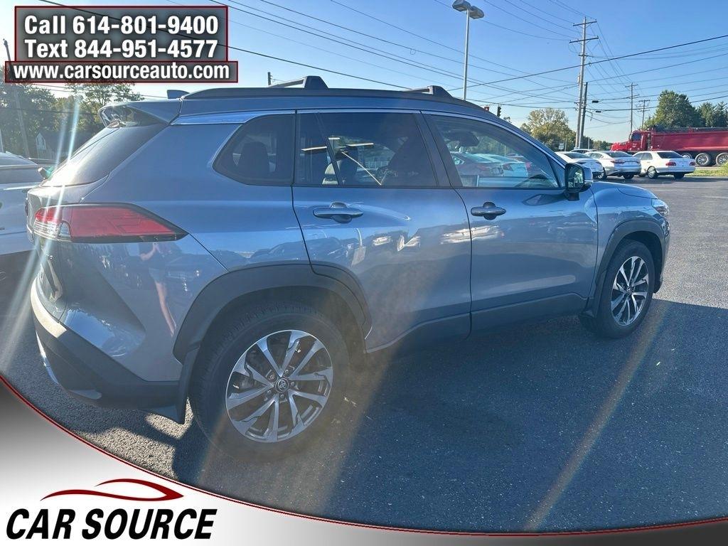 Toyota Corolla Cross  2023