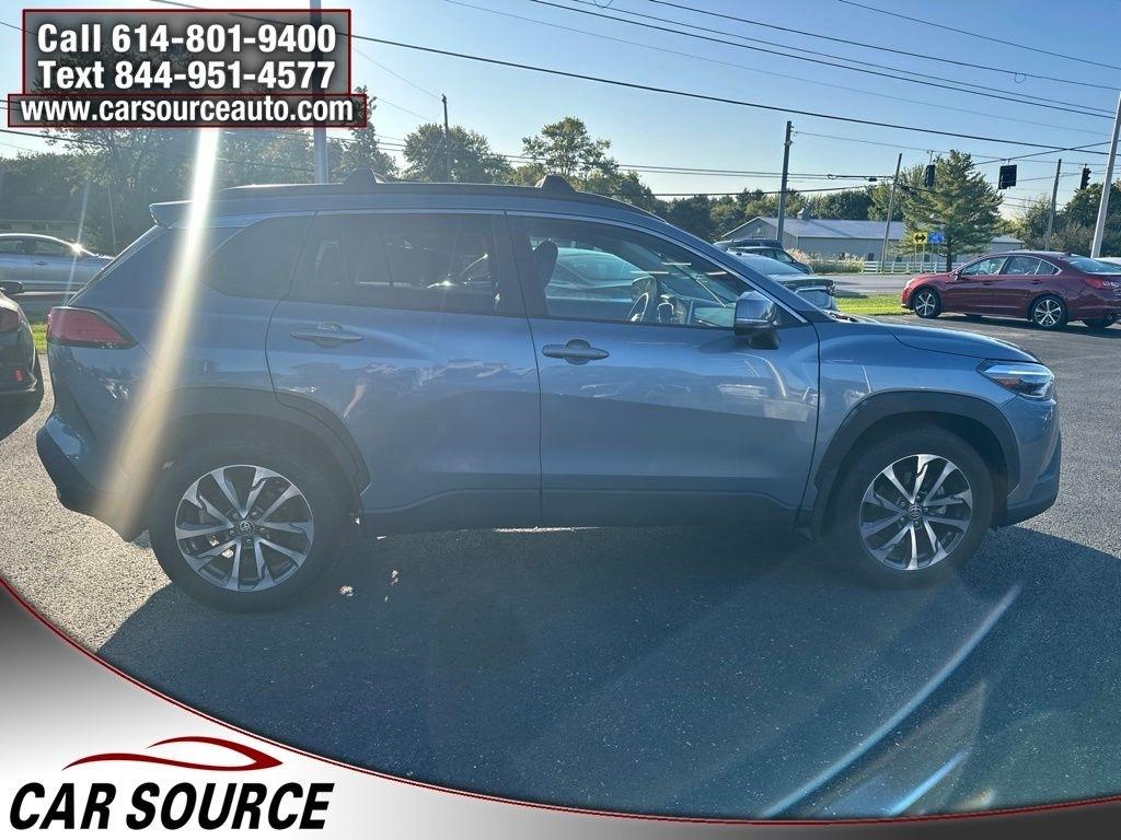 Toyota Corolla Cross  2023