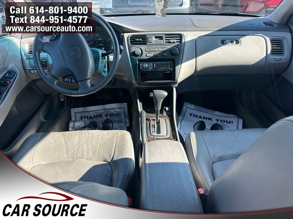Honda Accord Sdn  2001