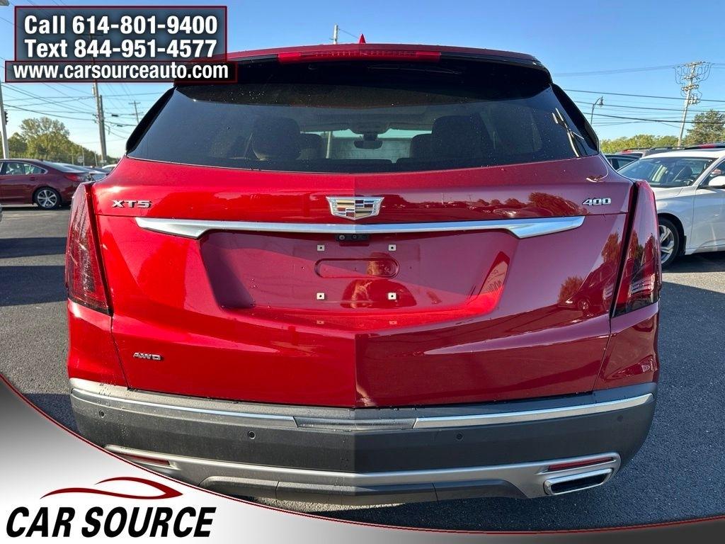 Cadillac XT5  2021