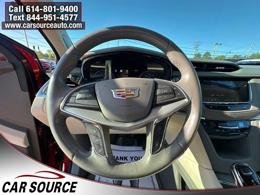Cadillac XT5  2021