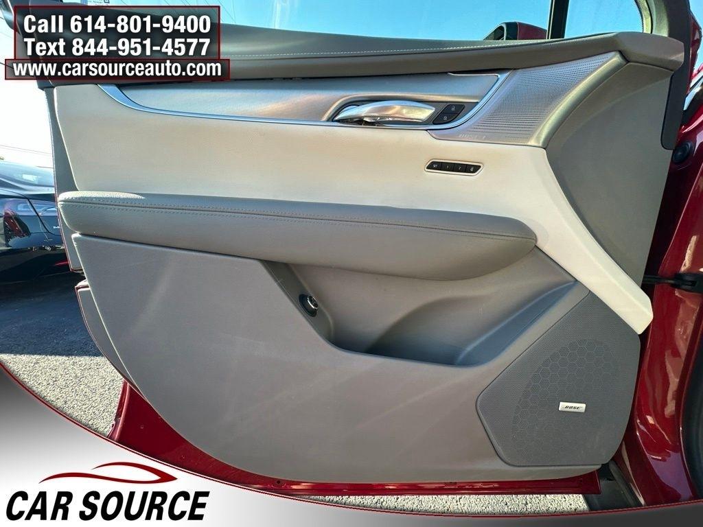 Cadillac XT5  2021