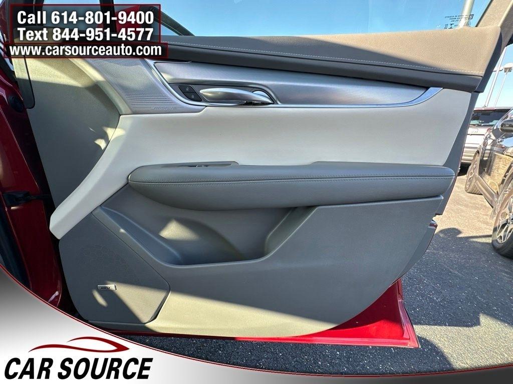 Cadillac XT5  2021