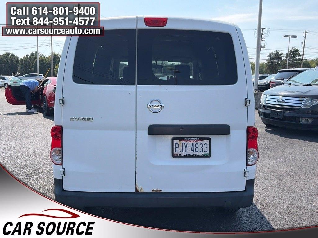 Nissan NV200  2015