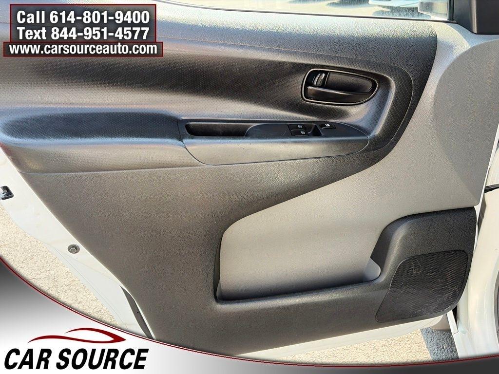 Nissan NV200  2015