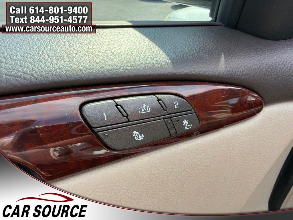 Buick Lucerne  2009