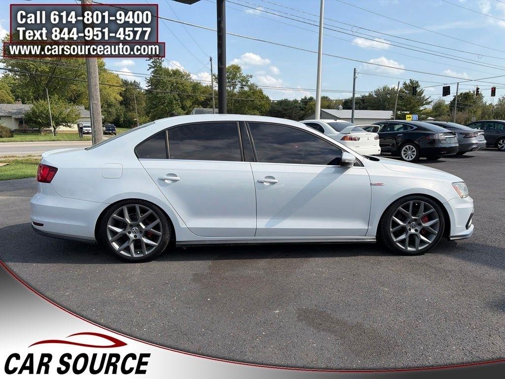 Volkswagen Jetta  2017