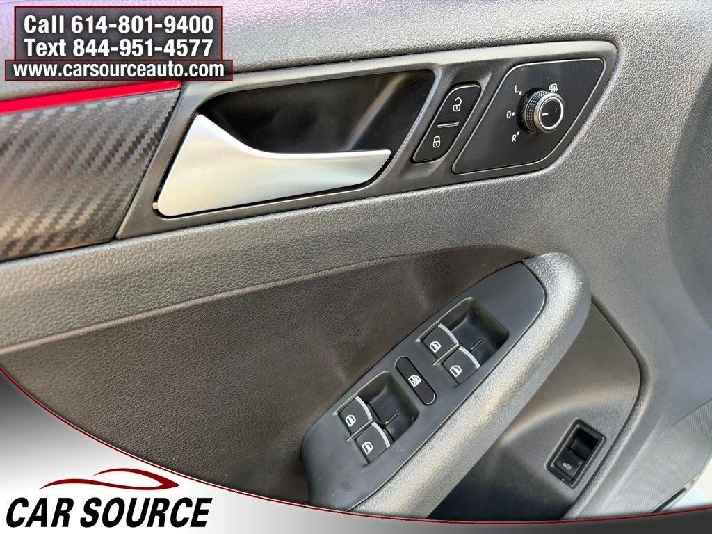 Volkswagen Jetta  2017