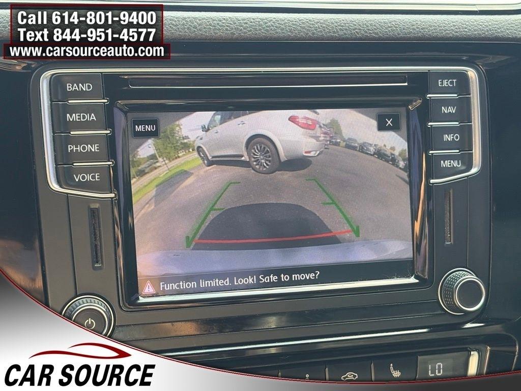 Volkswagen Jetta  2017