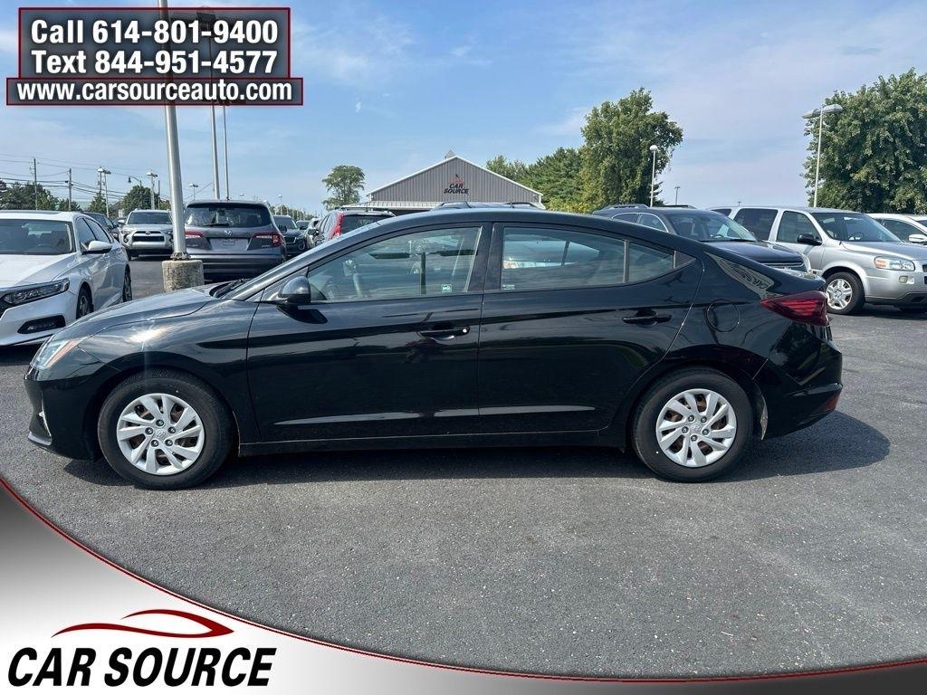 Hyundai Elantra  2020