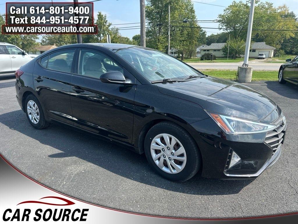 Hyundai Elantra  2020