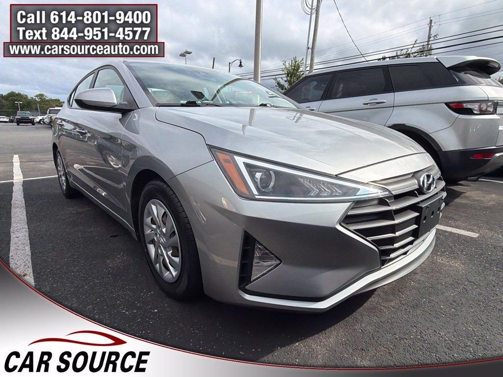 Hyundai Elantra  2020