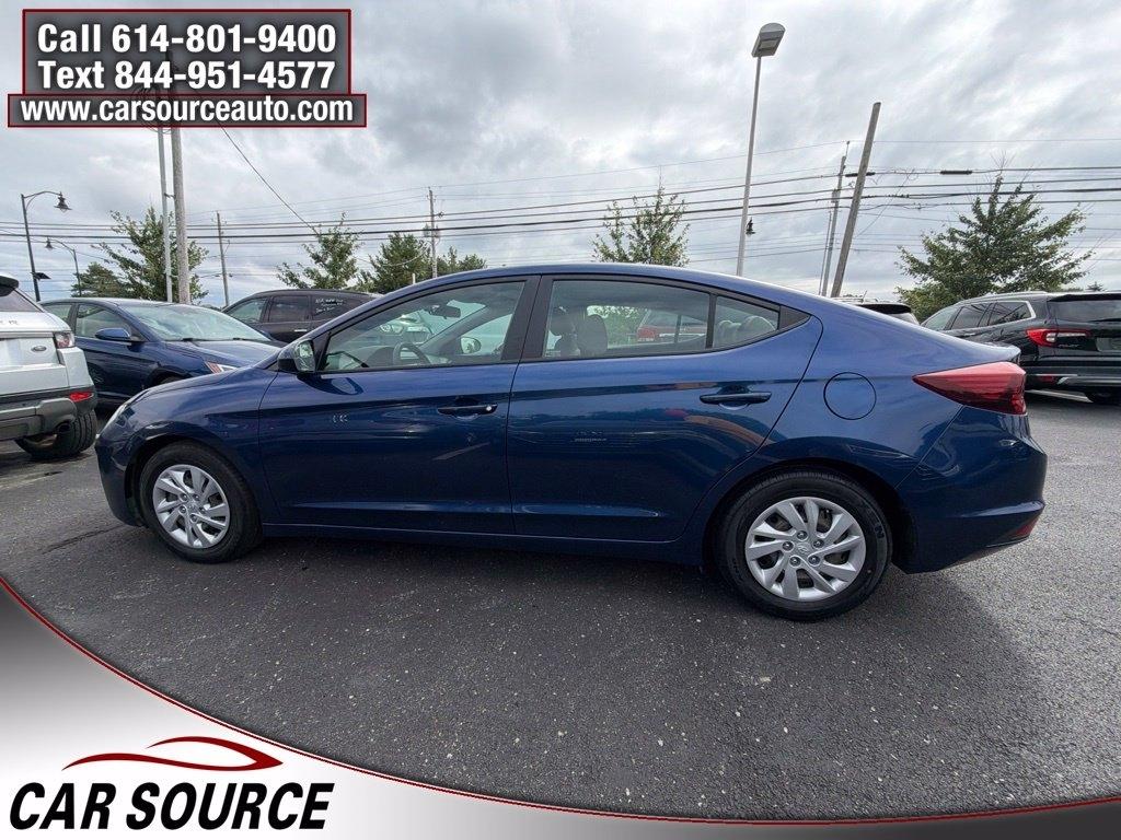 Hyundai Elantra  2020
