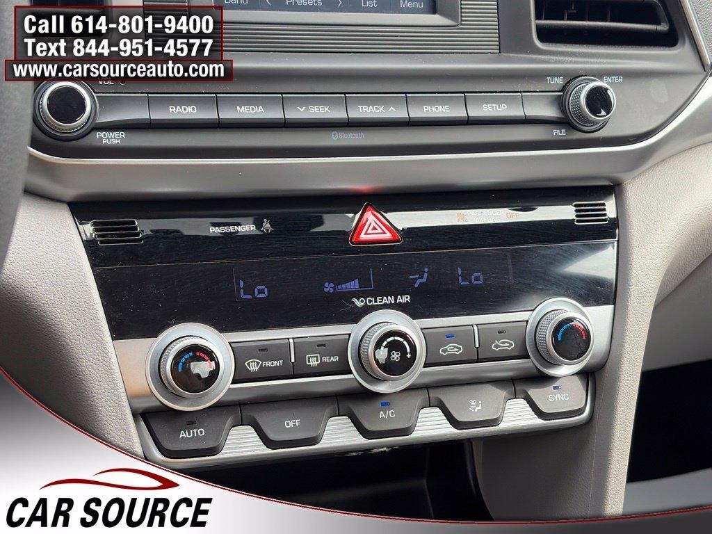 Hyundai Elantra  2020