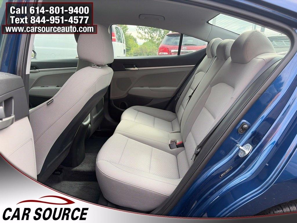 Hyundai Elantra  2020