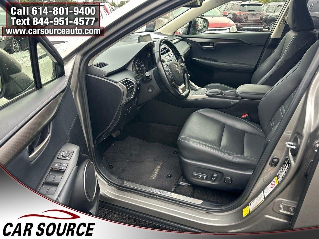 Lexus NX  2017