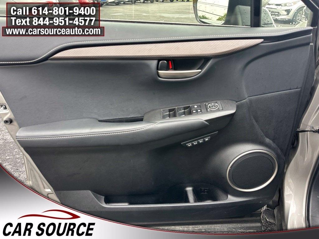 Lexus NX  2017