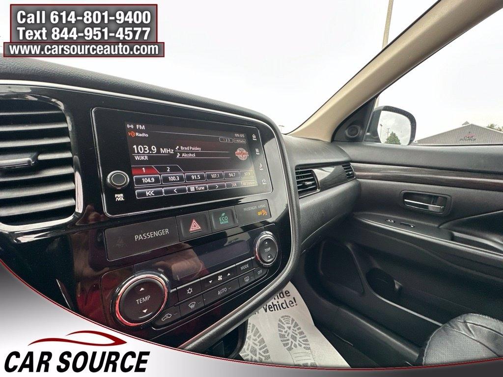 Mitsubishi Outlander  2017