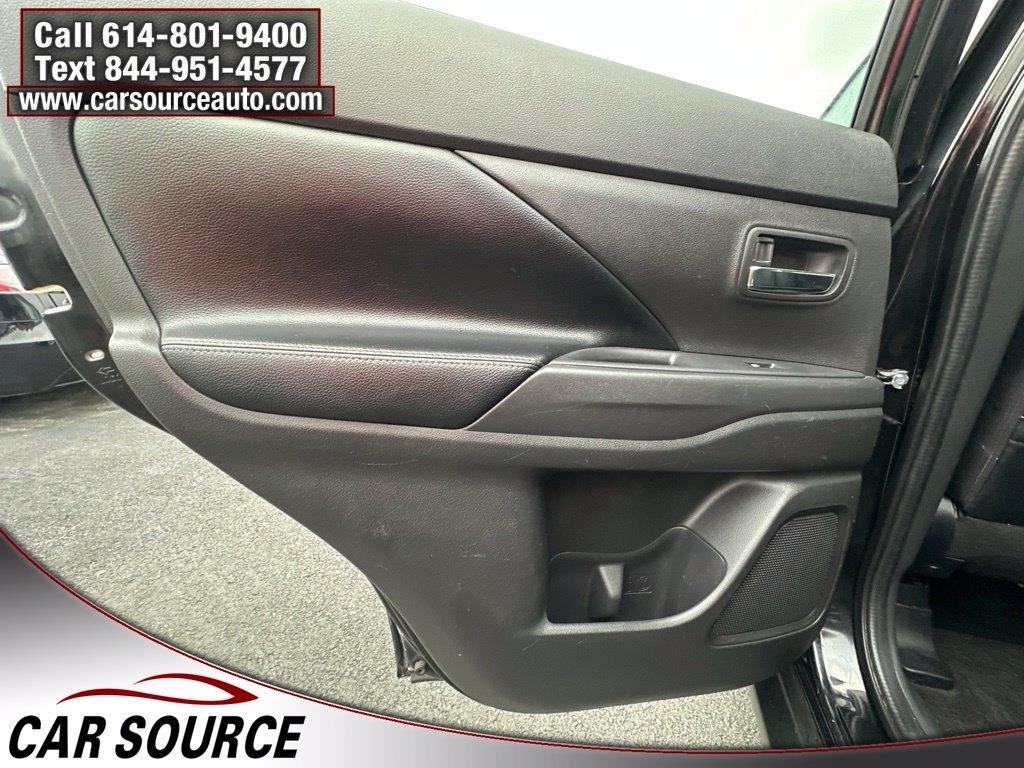 Mitsubishi Outlander  2017
