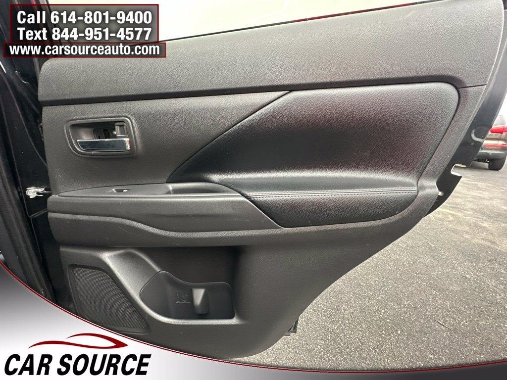 Mitsubishi Outlander  2017