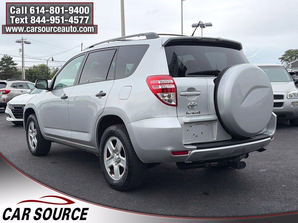 Toyota RAV4  2012