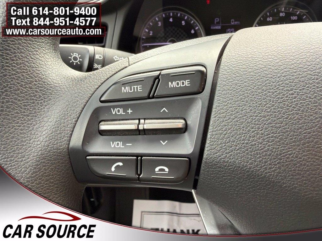 Hyundai Elantra  2019