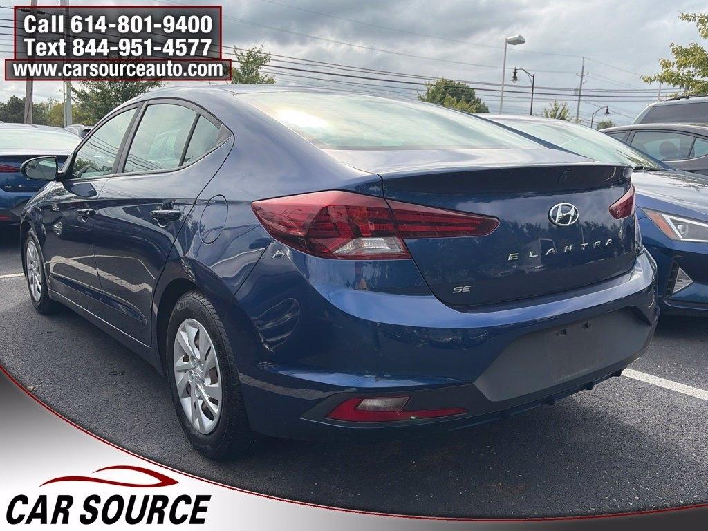 Hyundai Elantra  2020