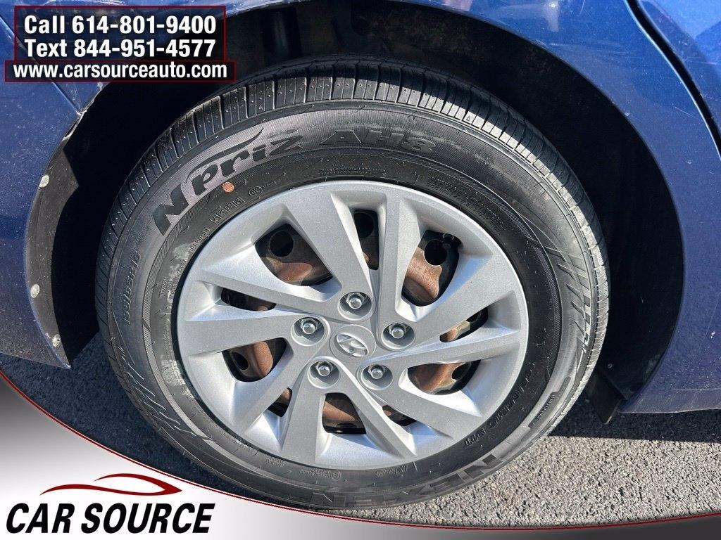 Hyundai Elantra  2019