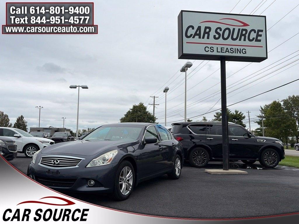 Infiniti G25 Sedan  2011