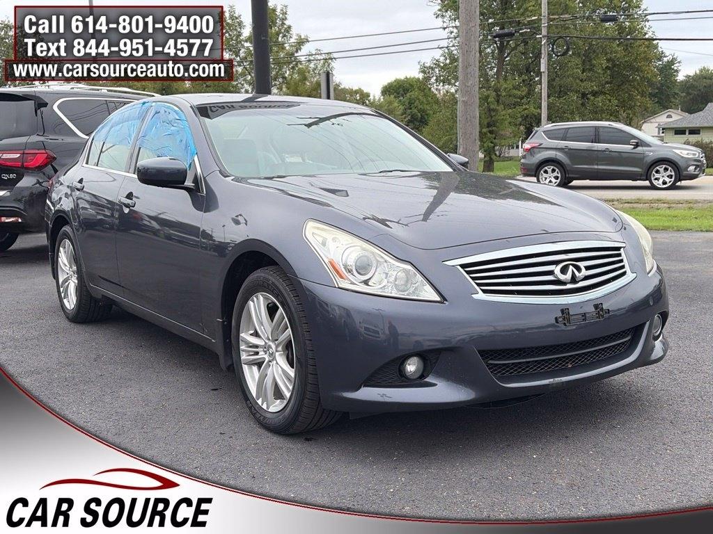 Infiniti G25 Sedan  2011