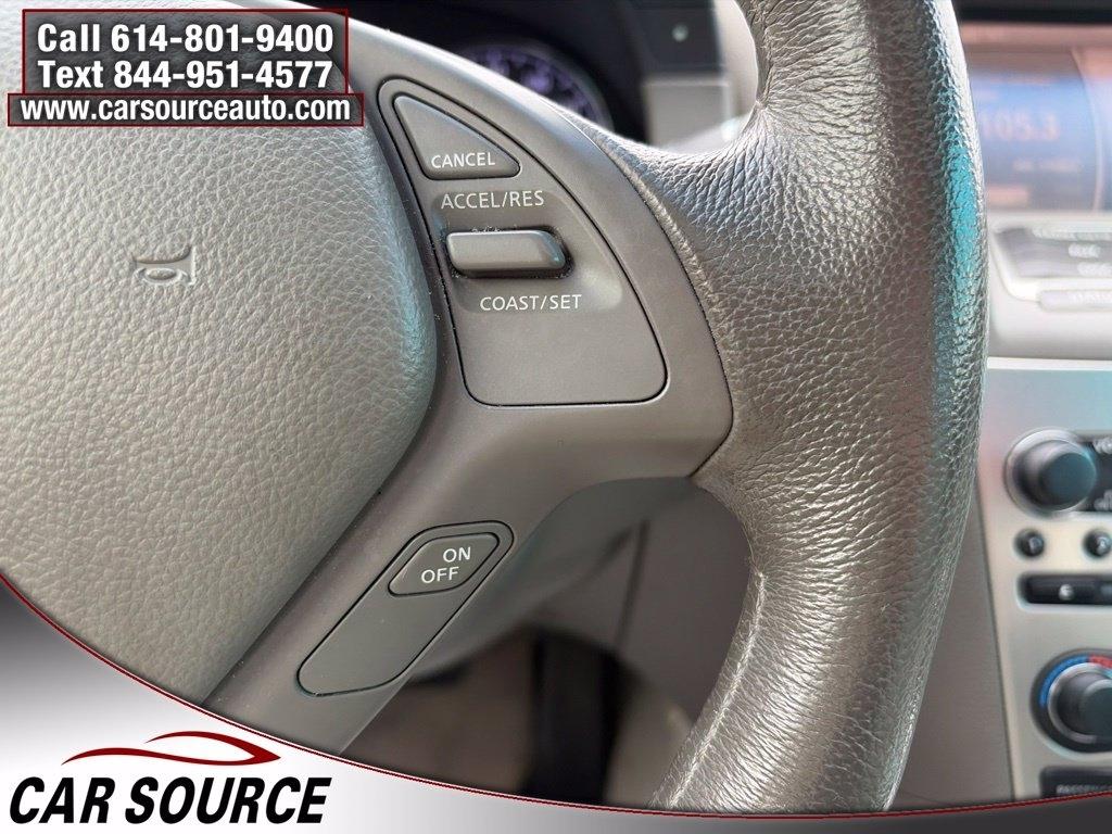Infiniti G25 Sedan  2011