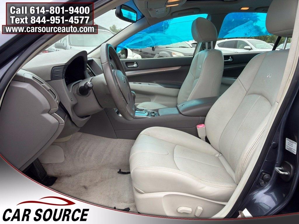 Infiniti G25 Sedan  2011