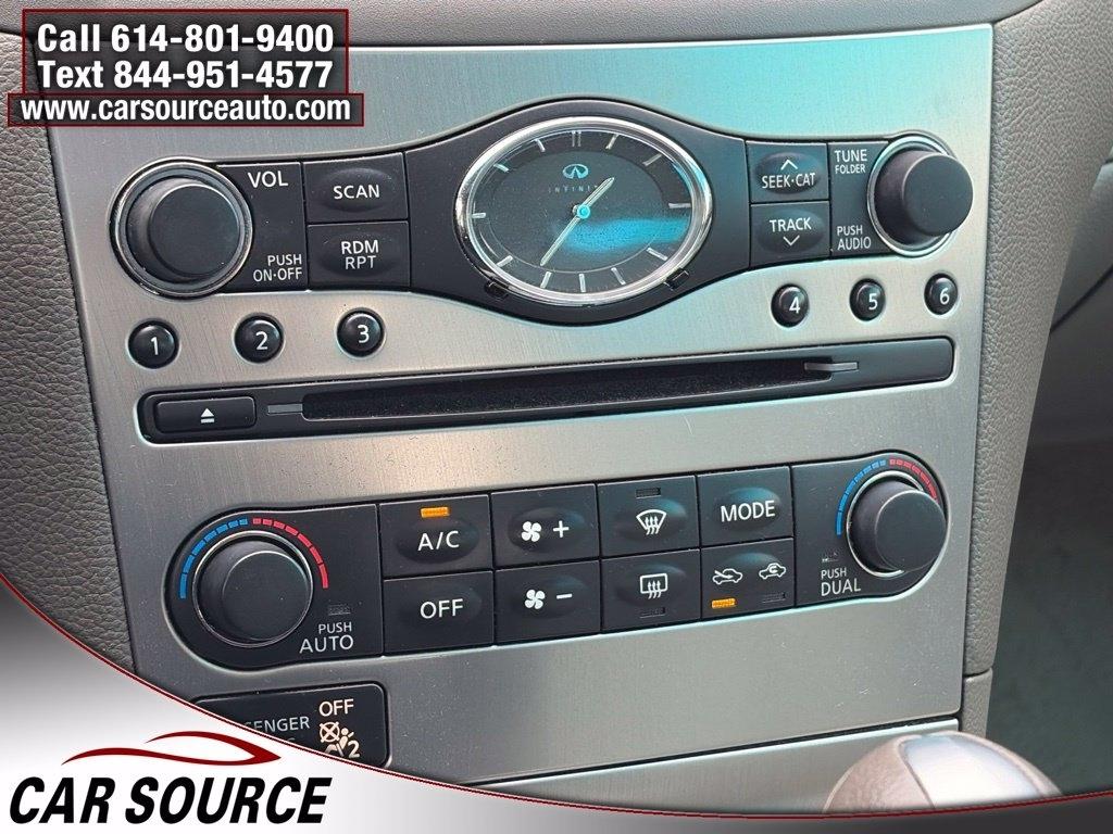 Infiniti G25 Sedan  2011