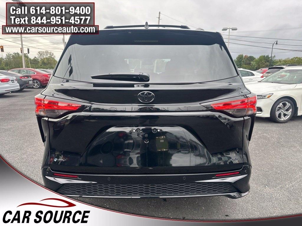 Toyota Sienna  2026