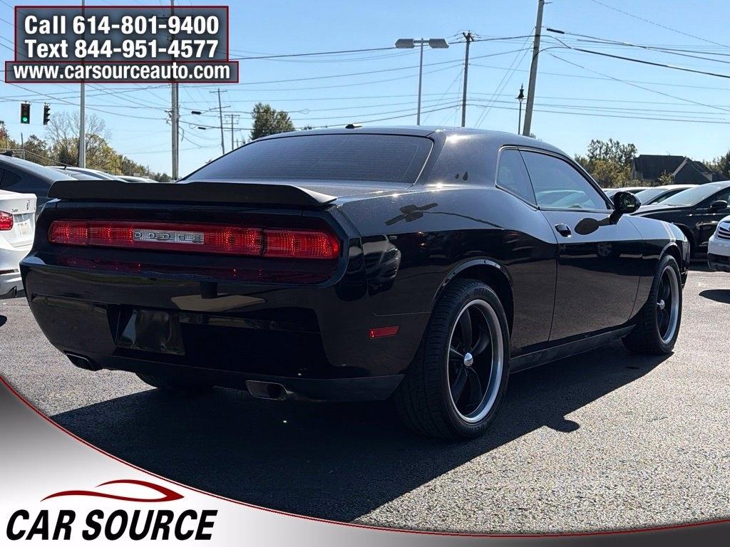 Dodge Challenger  2013