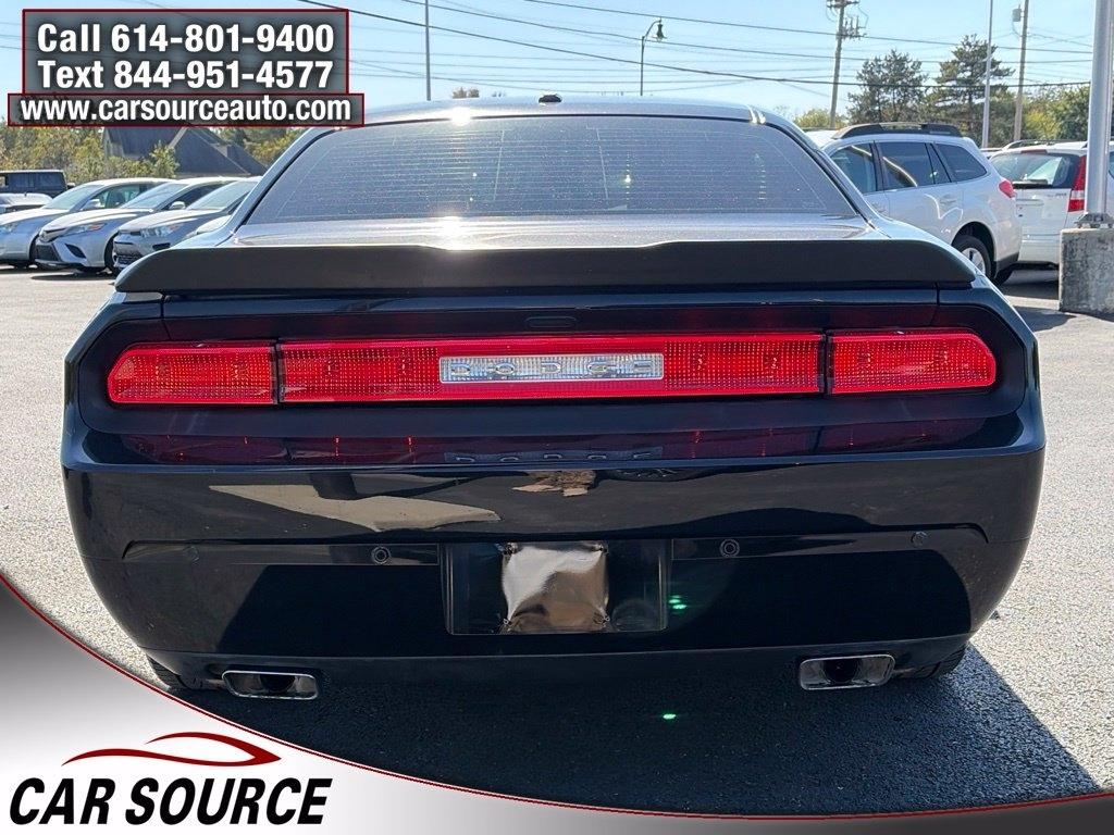 Dodge Challenger  2013