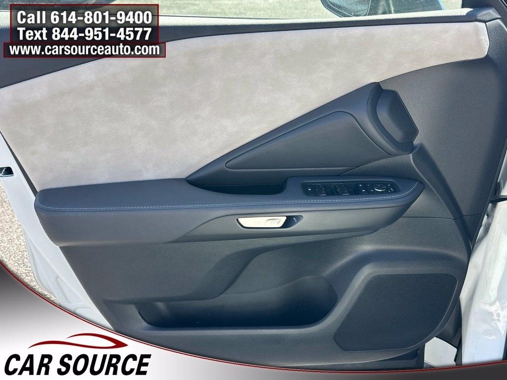 Lexus TX  2024