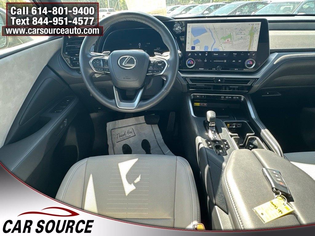 Lexus TX  2024