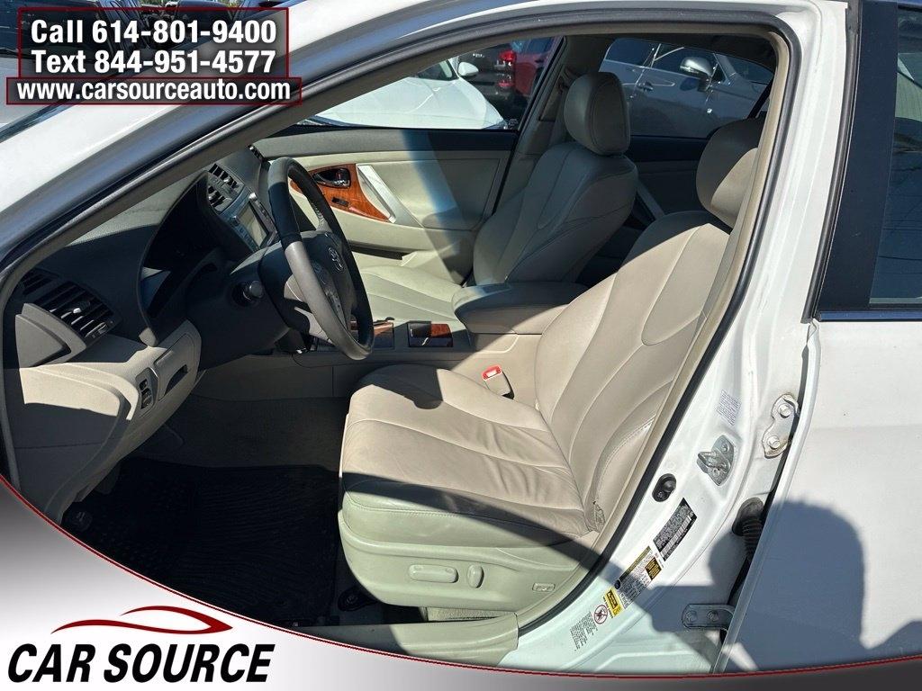 Toyota Camry  2009