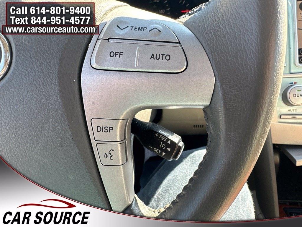Toyota Camry  2009