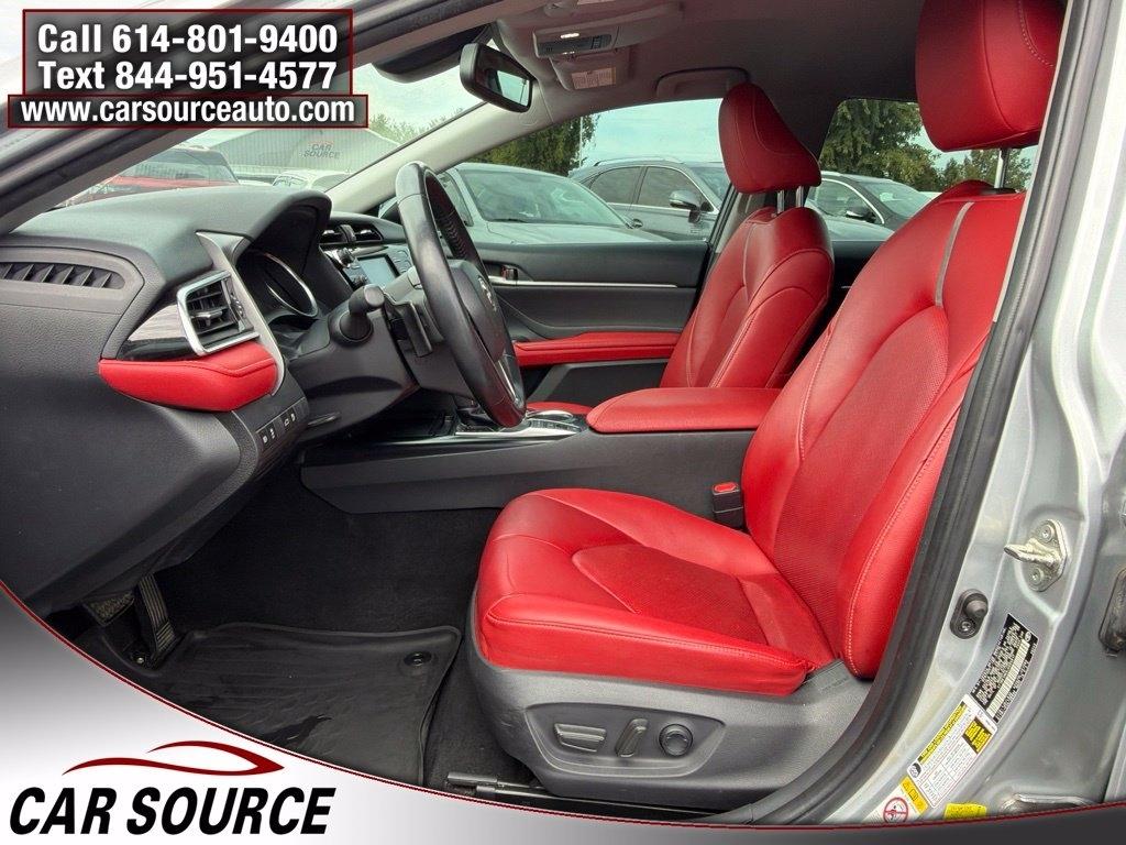 Toyota Camry  2018