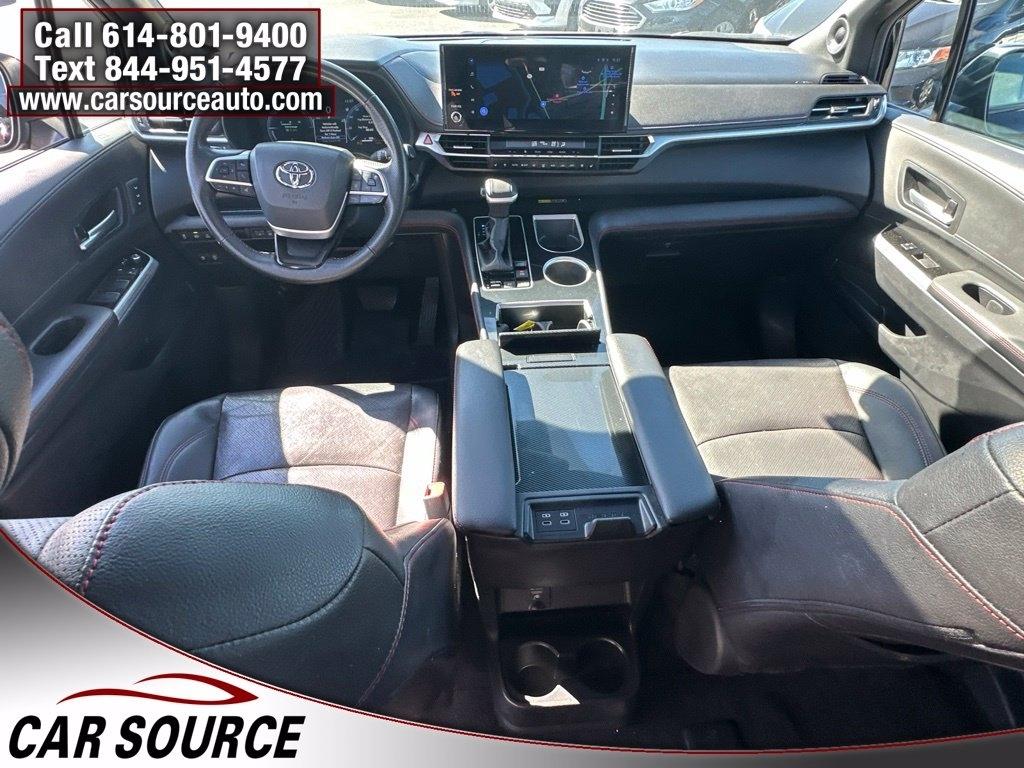 Toyota Sienna  2025