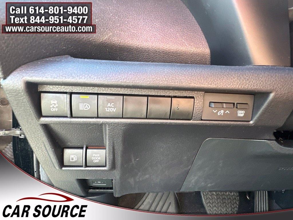 Toyota Sienna  2025