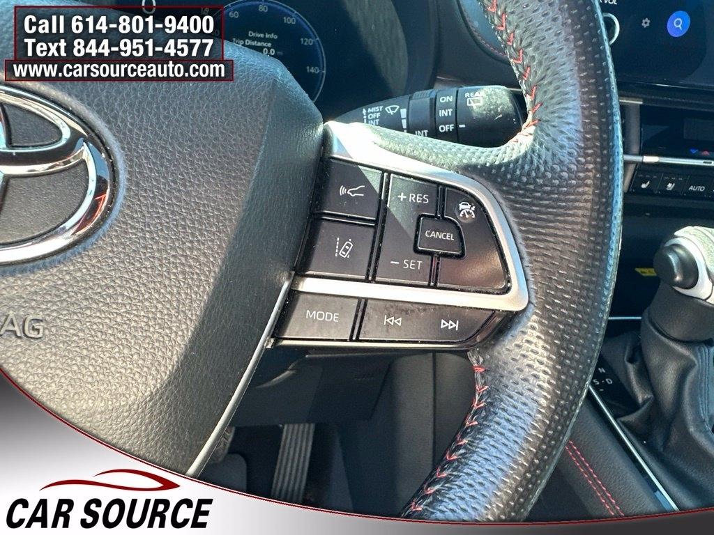 Toyota Sienna  2025