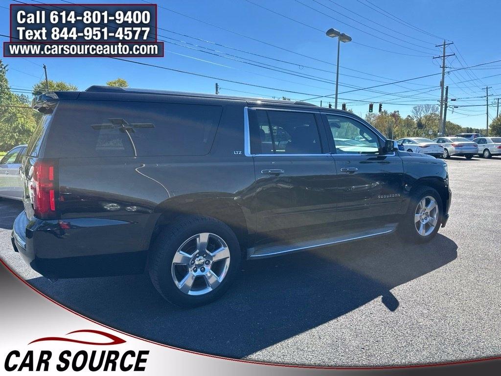 Chevrolet Suburban  2015