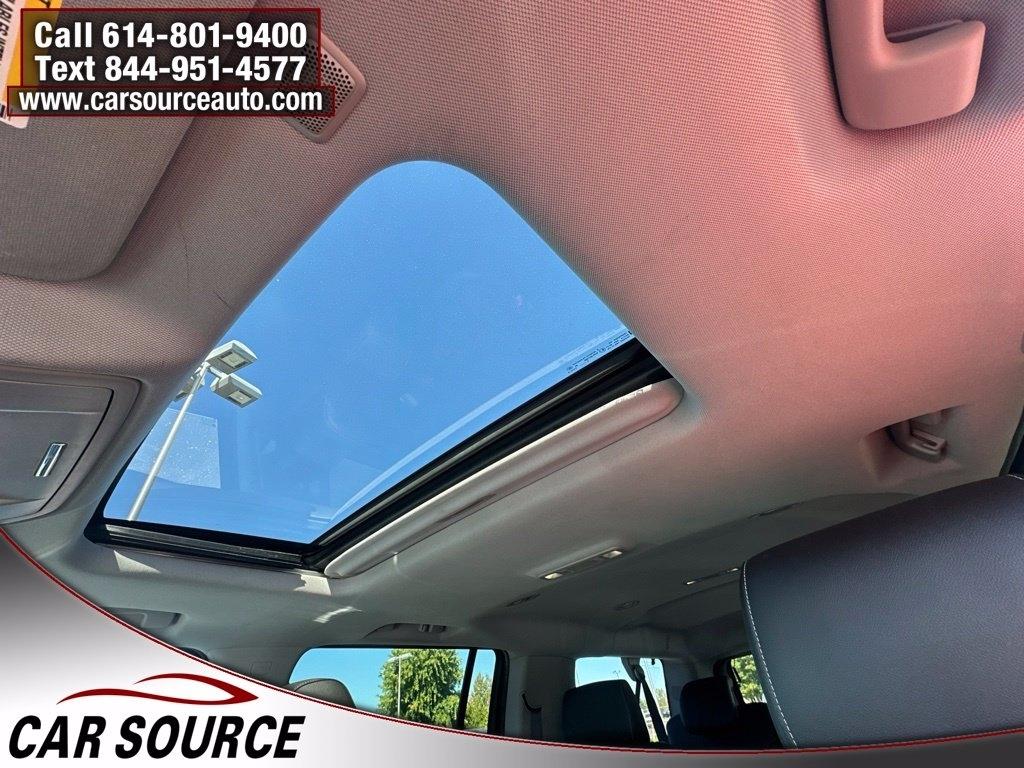 Chevrolet Suburban  2015