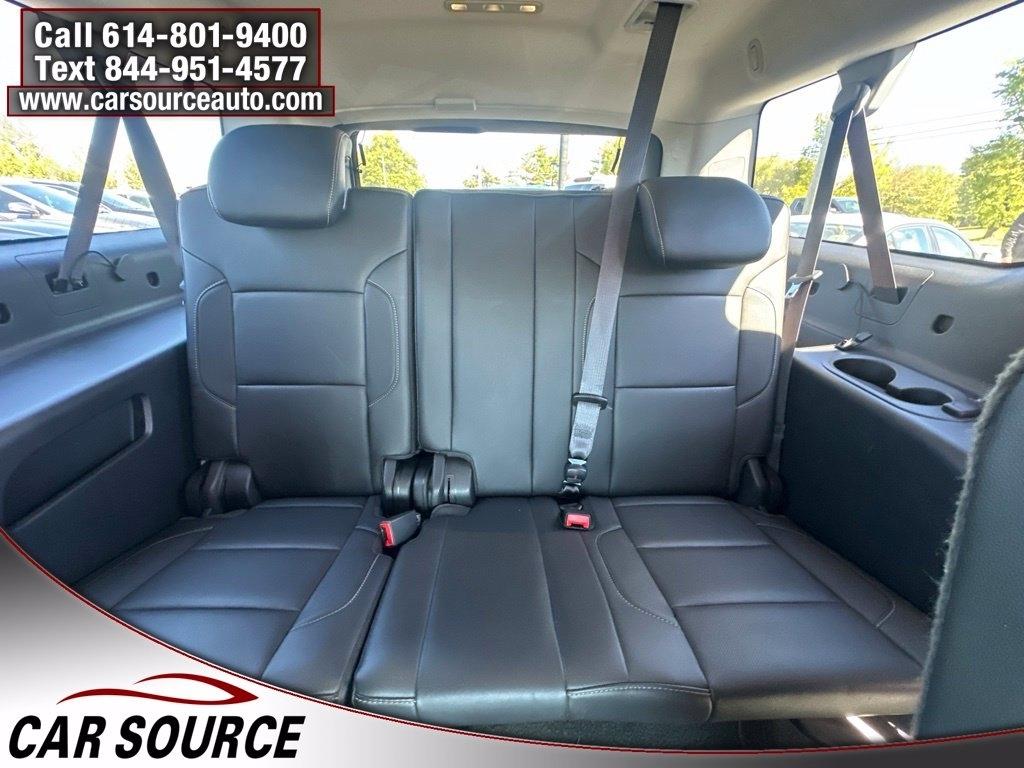 Chevrolet Suburban  2015