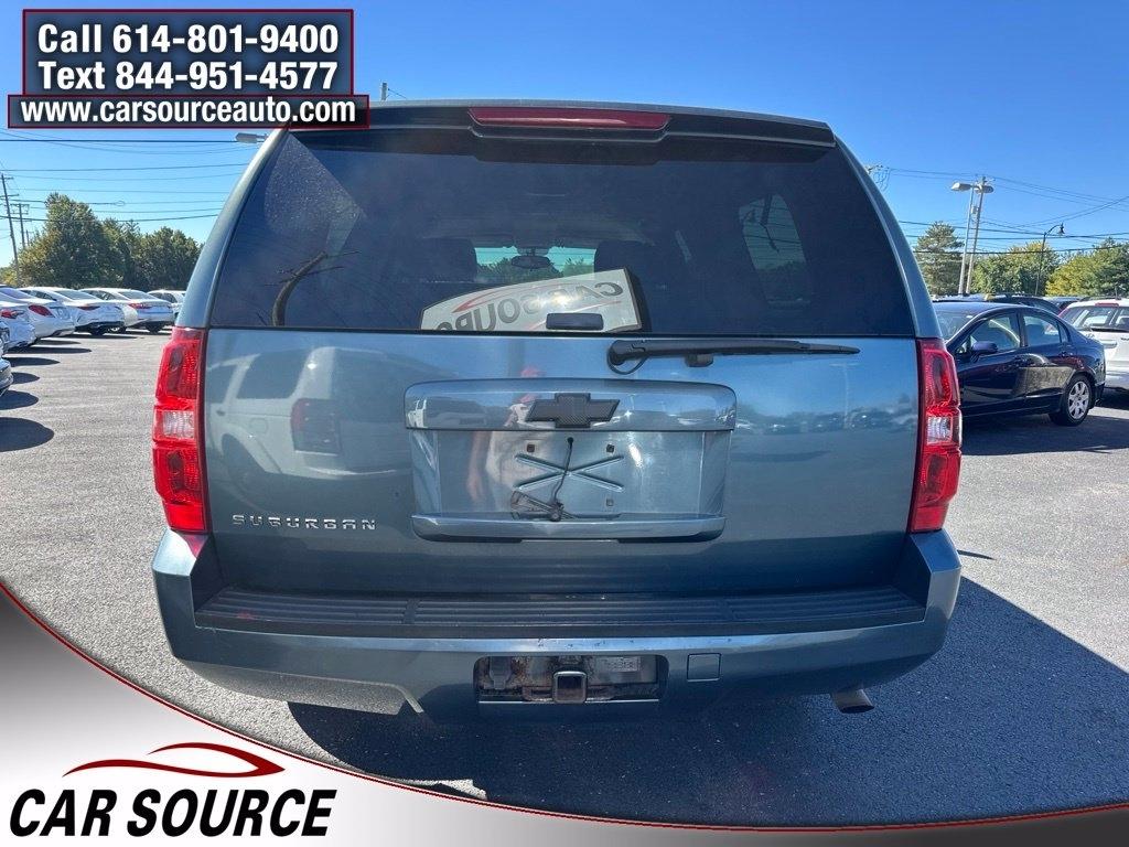 Chevrolet Suburban  2009